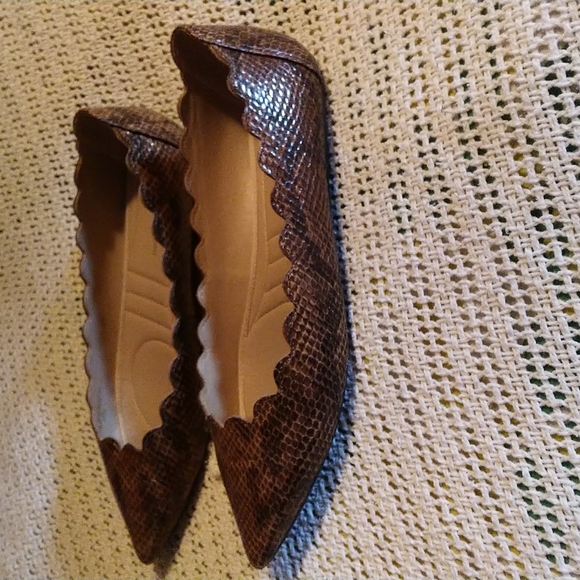 Faux snakeskin Adrienne vittadini flats size 9 1/2 - Picture 3 of 4